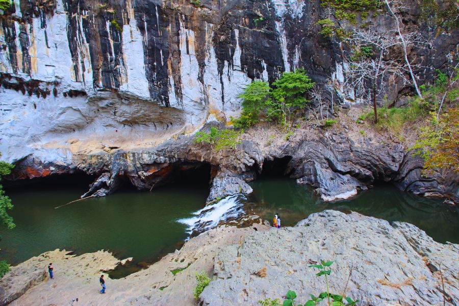 Syntheri Rock
